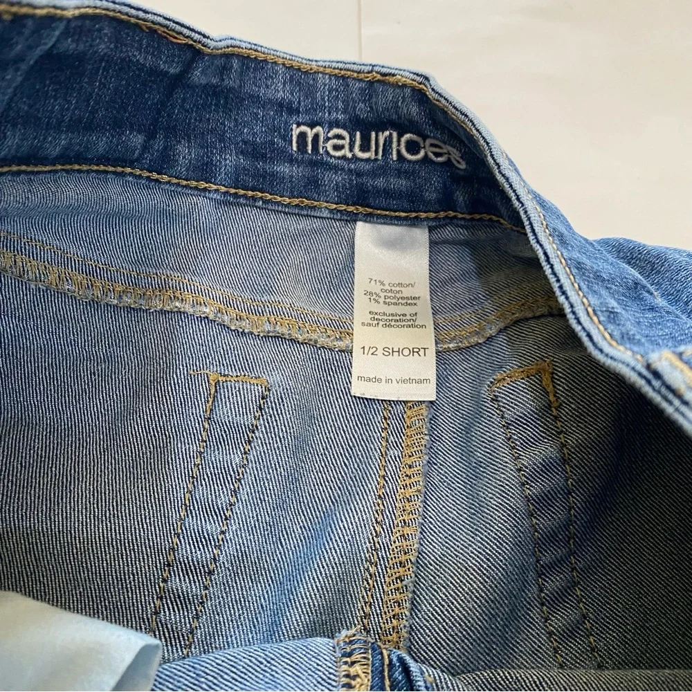 Maurices Classic Blue Women's Jeans - Picture 4 of 7
